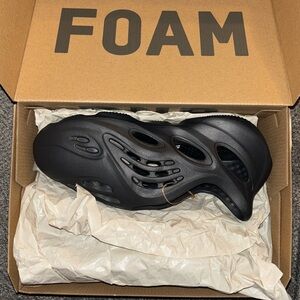 Yeezy Foam Runners -  Kids “Onyx”